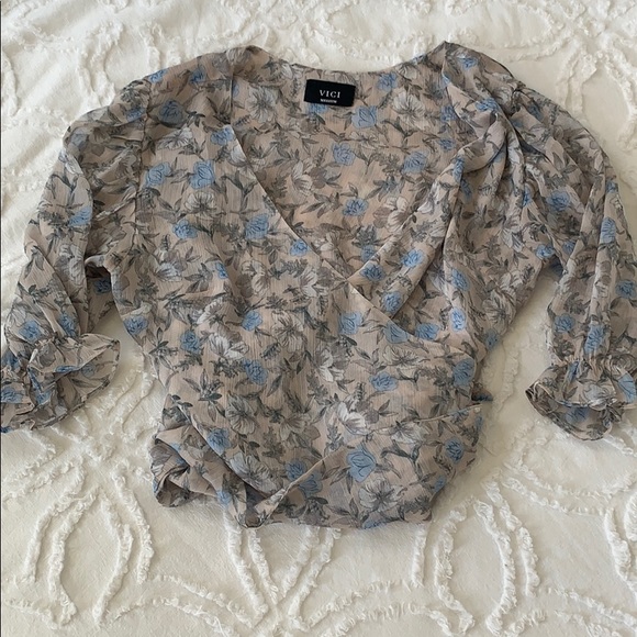 VICI floral set - Picture 5 of 6